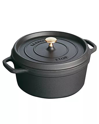 Staub Round Cocotte, 7 Quarts